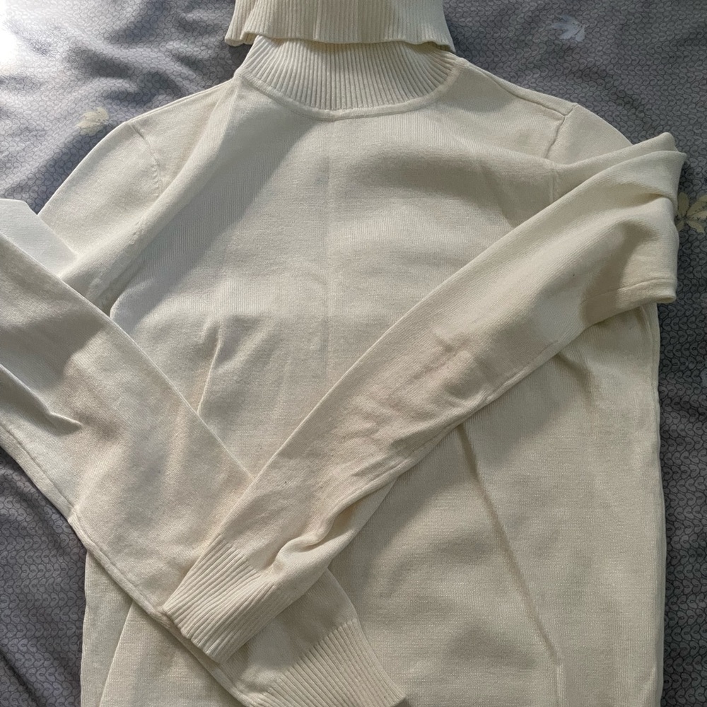 Calvin Klein sweater